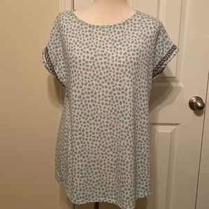 NWOT Ces Femme Short Sleeve Giraffe Print Tee with Braided Sleeve